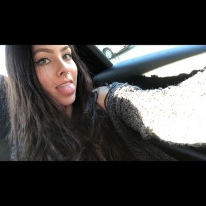 Meet your Posher, Alyssa